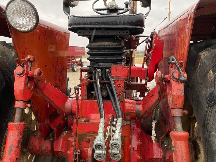 farmall-1206-image-22