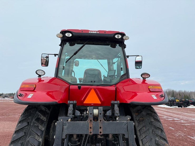 case-ih-magnum-380-rowtrac-image-38