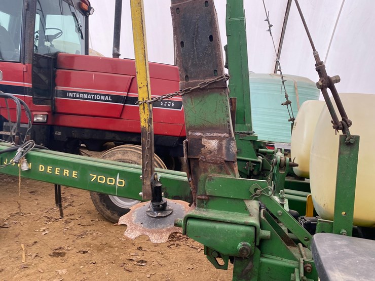 john-deere-7000-image-54