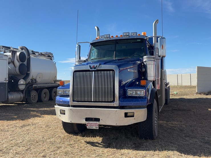 2013-western-star-4900-image-3