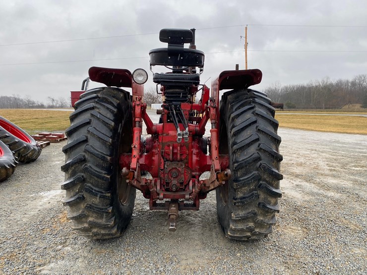 farmall-1206-image-6