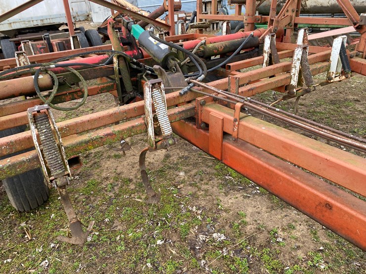 wil-rich-1422--field-cultivator-image-14