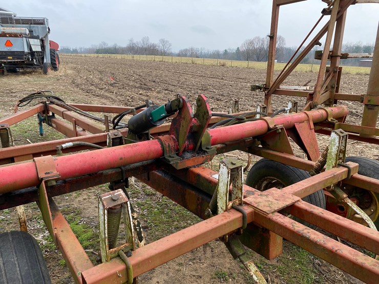 wil-rich-1422--field-cultivator-image-40