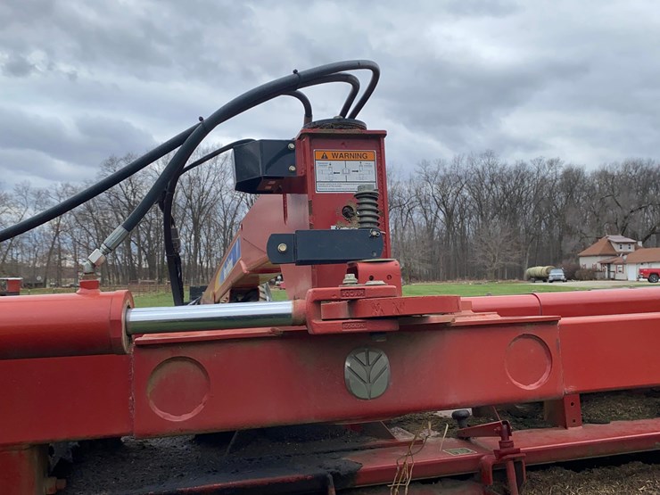 new-holland-h7450-image-17