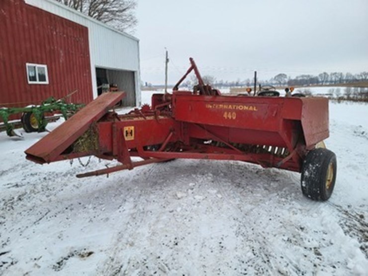 international-440-image-3