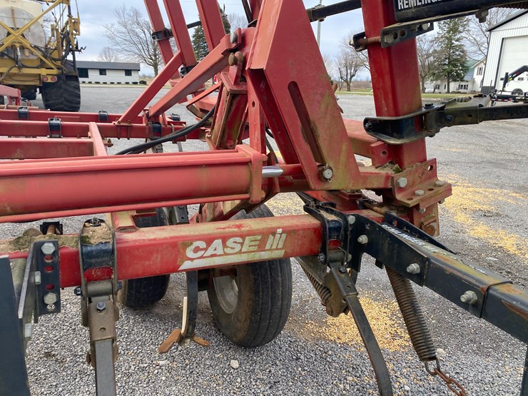 case-ih-4300-image-48