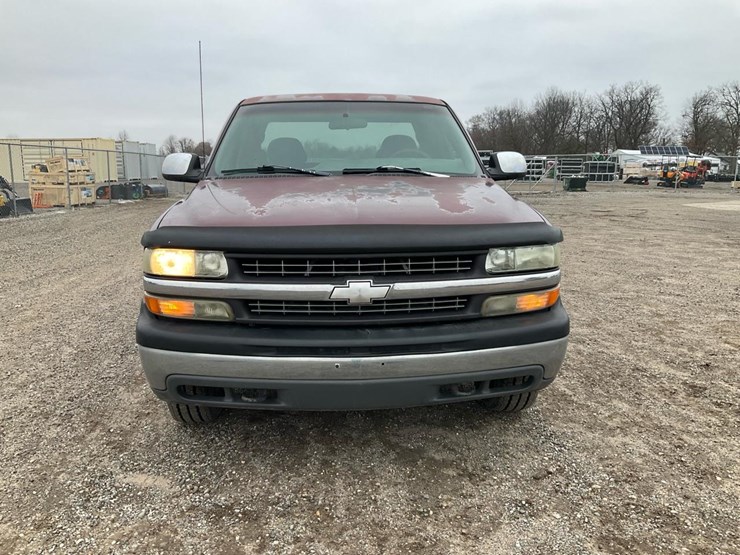 1999-chevrolet-k1500-image-8