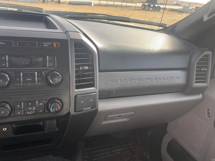 2019-ford-f450-image-12