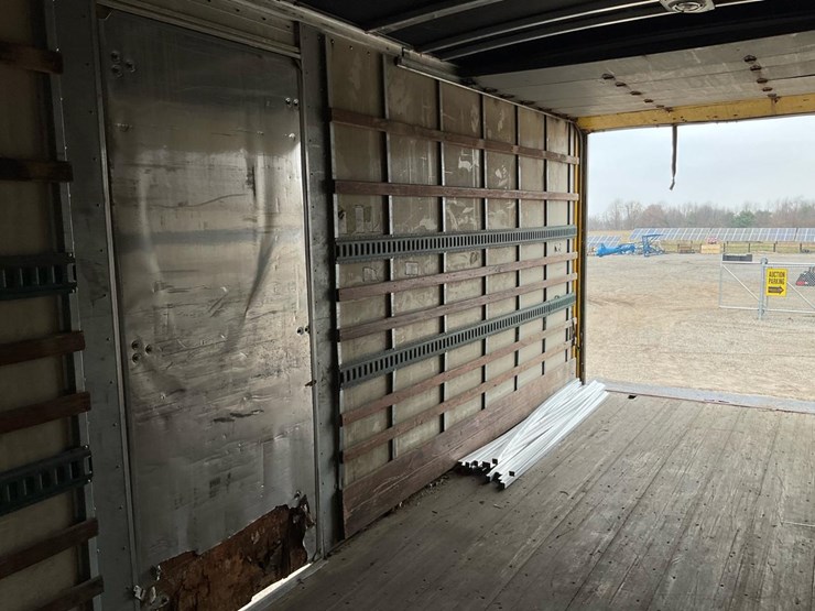 2005-international-durastar-4300-image-52