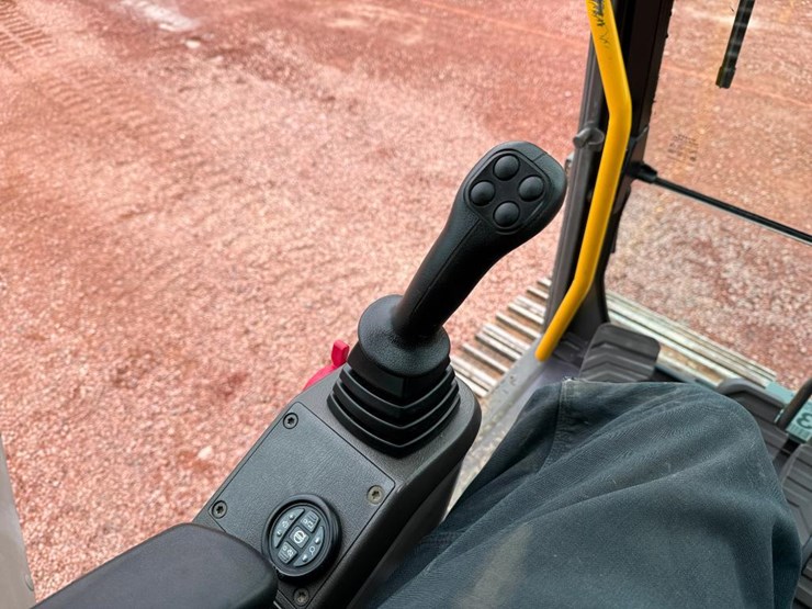 volvo-ec220dl-image-58