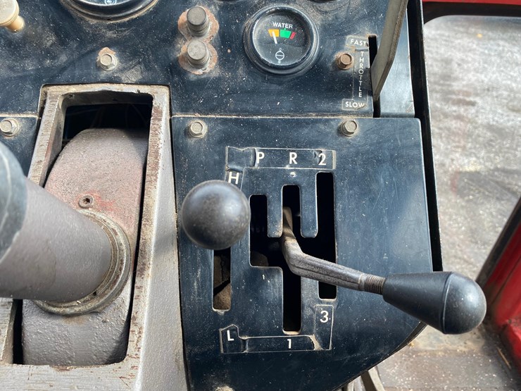 massey-ferguson-1135-image-62