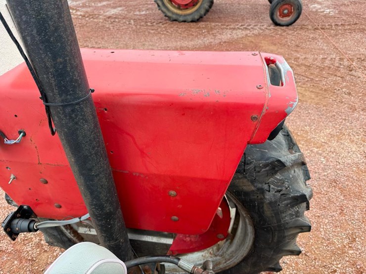 massey-ferguson-165-image-38