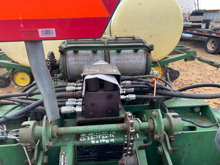 john-deere-7000-image-32