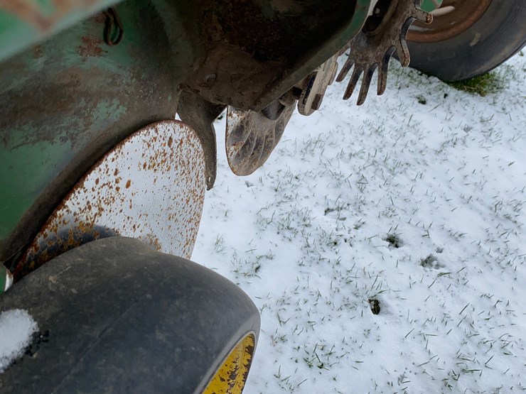 john-deere-7000-image-30