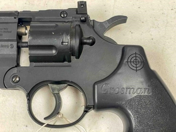 crosman-air-pistol-image-7
