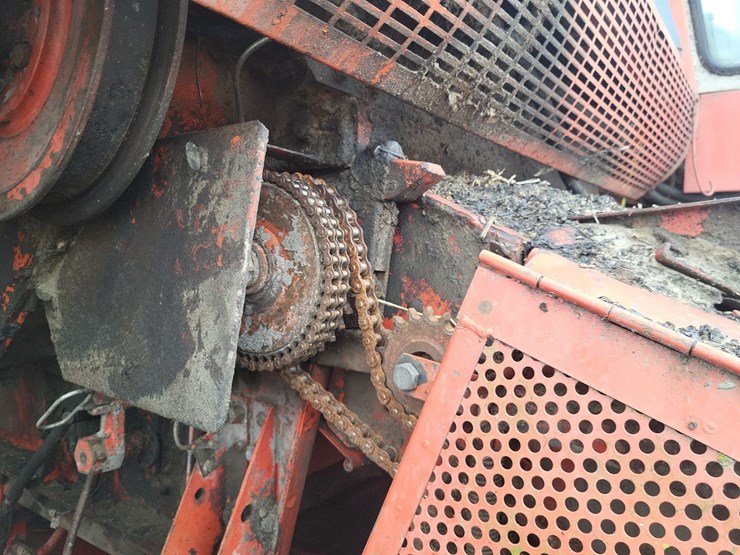 massey-ferguson-750-image-55