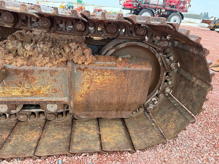 volvo-ec220dl-image-15