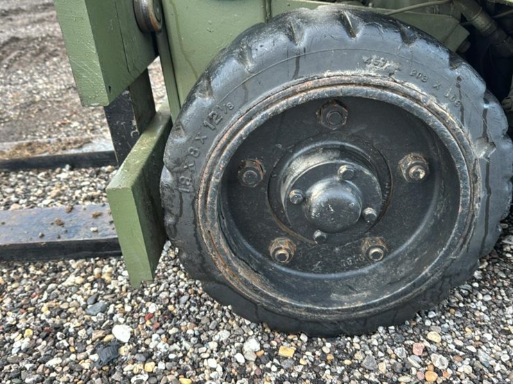 #1357-•-clark-c500-40-forklift*-image-13