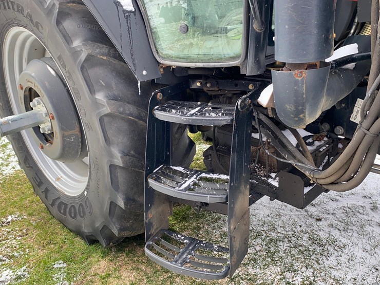 case-ih-125-image-19