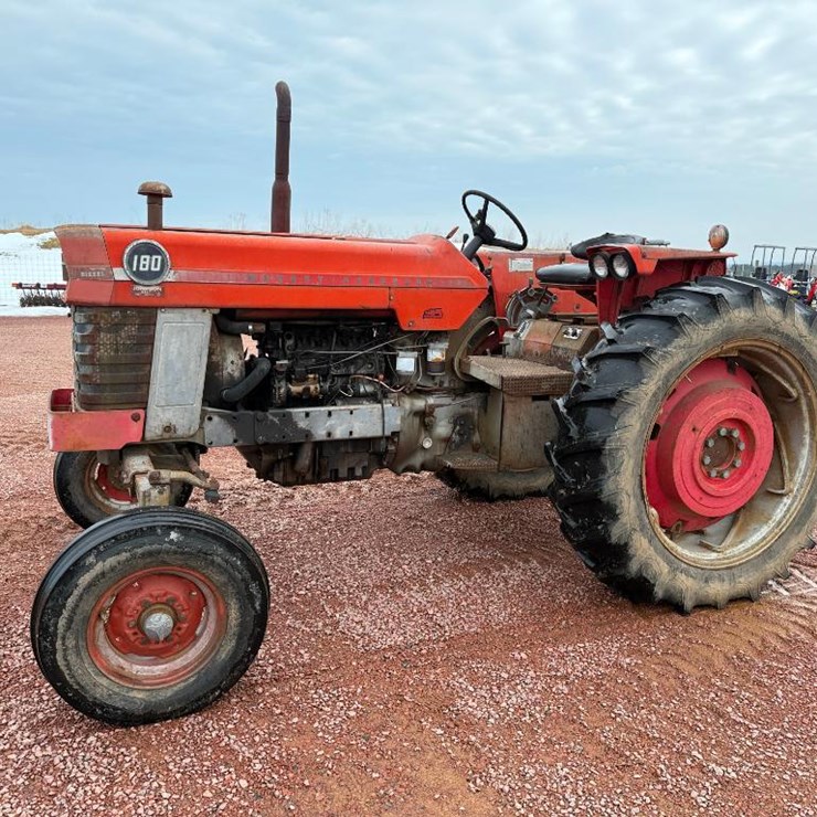 MASSEY-FERGUSON 180