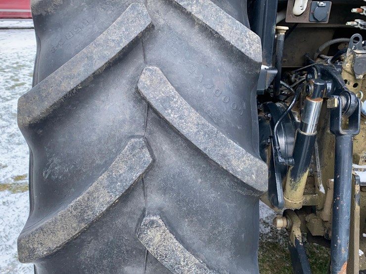 case-ih-125-image-70