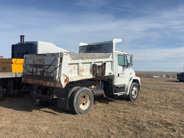 1997-freightliner-fl70-image-5