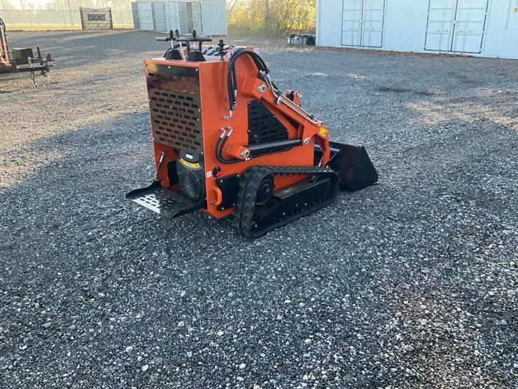 #1015-•-landhero-ldh-t460-mini-skid-steer-image-3