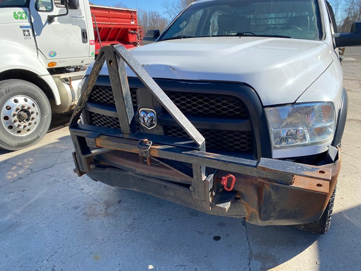 2018-dodge-2500-image-8