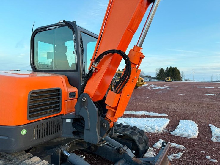 doosan-dx85r-3-image-28