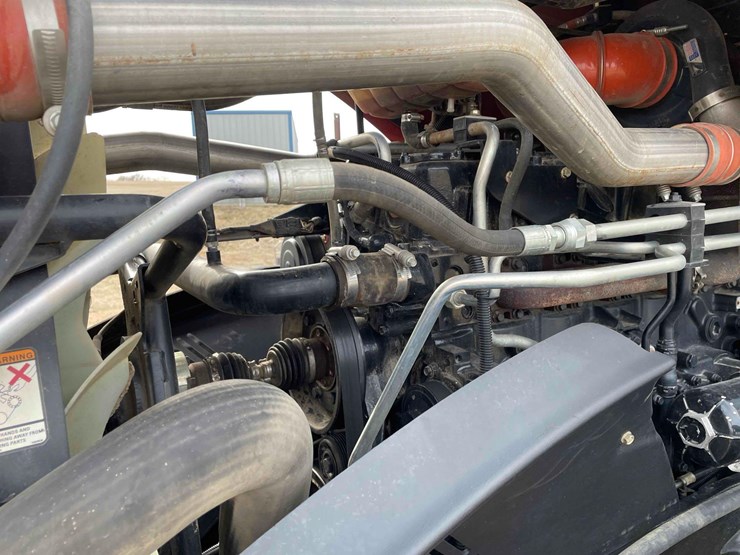 case-ih-magnum-340-image-65