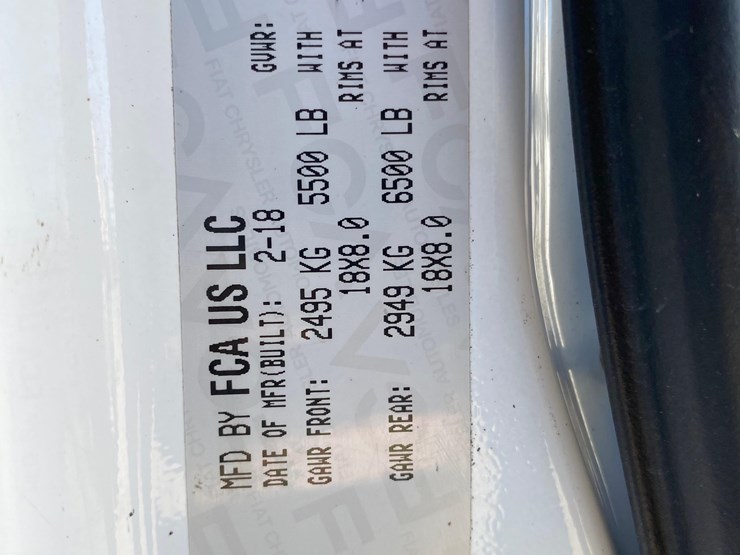 2018-dodge-2500-image-35