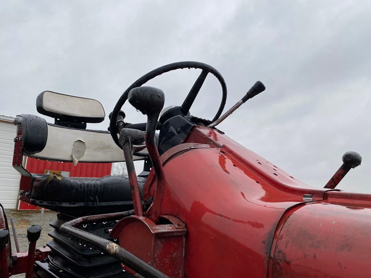 farmall-1206-image-20