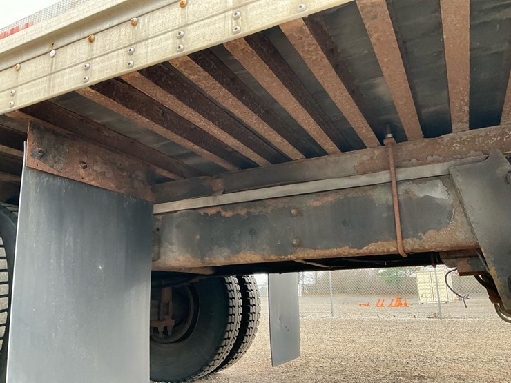 2005-international-durastar-4300-image-33