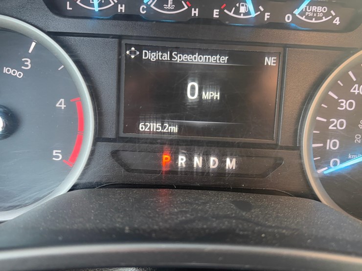 2022-ford-f450-image-14