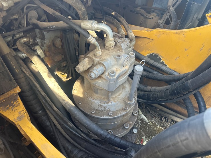 deere-350g-lc-image-23