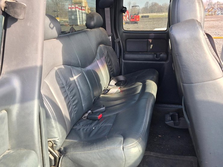 2002-chevrolet-1500-image-43