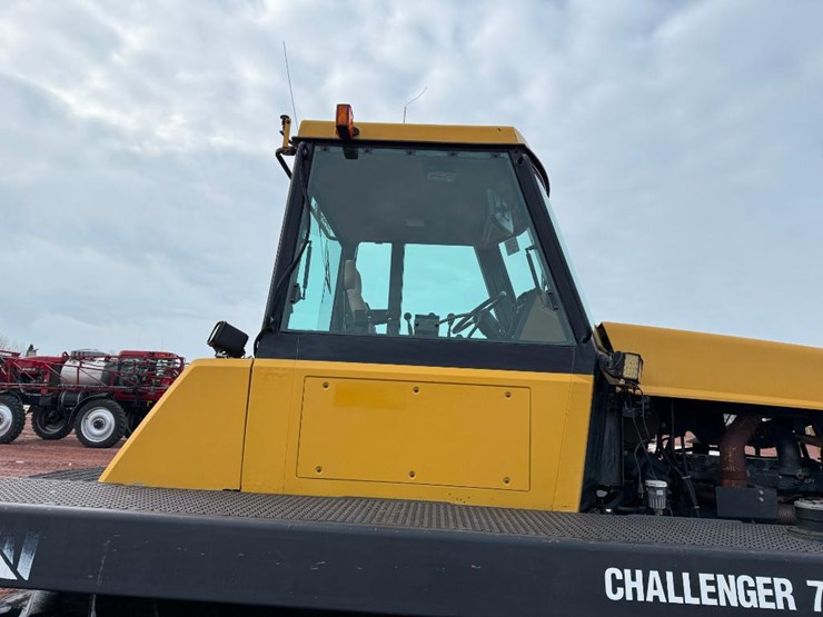 challenger-75-image-20