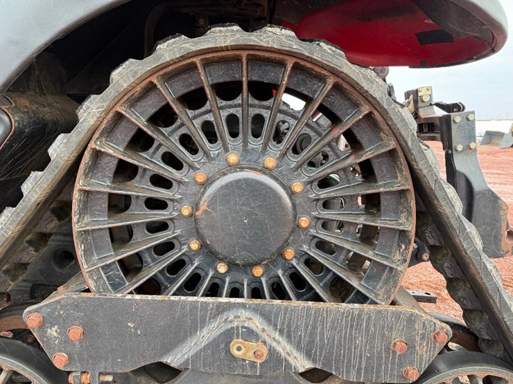 case-ih-magnum-380-rowtrac-image-10