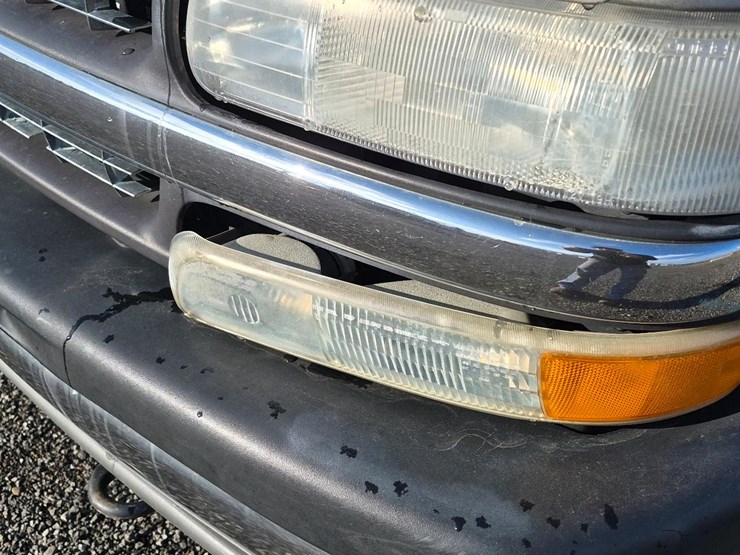 2002-chevrolet-1500-image-17