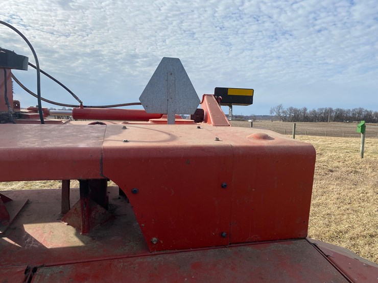 new-holland-1431-image-50