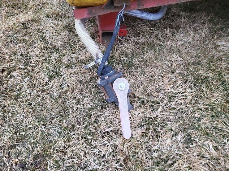 poly-tank-w/bracket-image-8