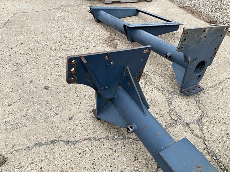 big-john-saddle-tank-brackets-came-off-a-case-ih-275-magnum-image-4