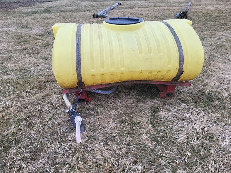 poly-tank-w/bracket-image-6