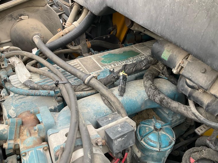 2005-international-durastar-4300-image-87