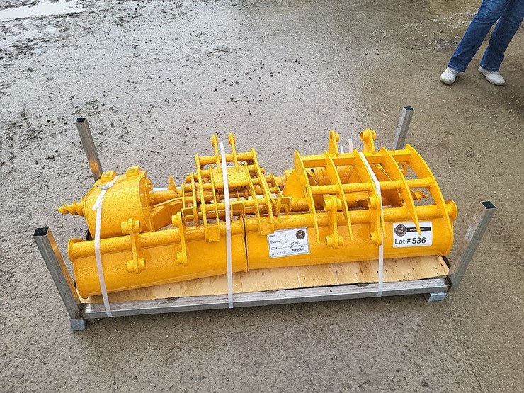 mini-mini-excavator-attachments-image-6