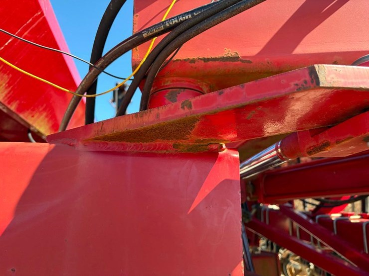 case-ih-5500-image-3