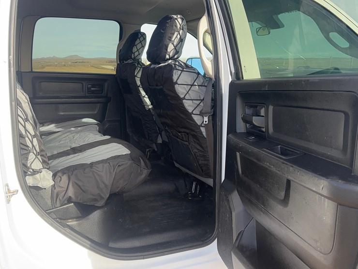 2018-dodge-3500-image-7