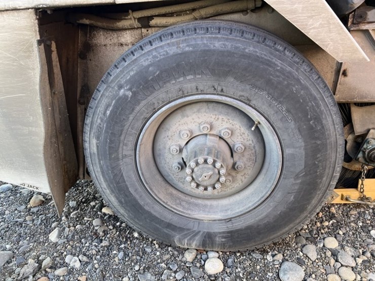 2008-johnston-4000-image-31