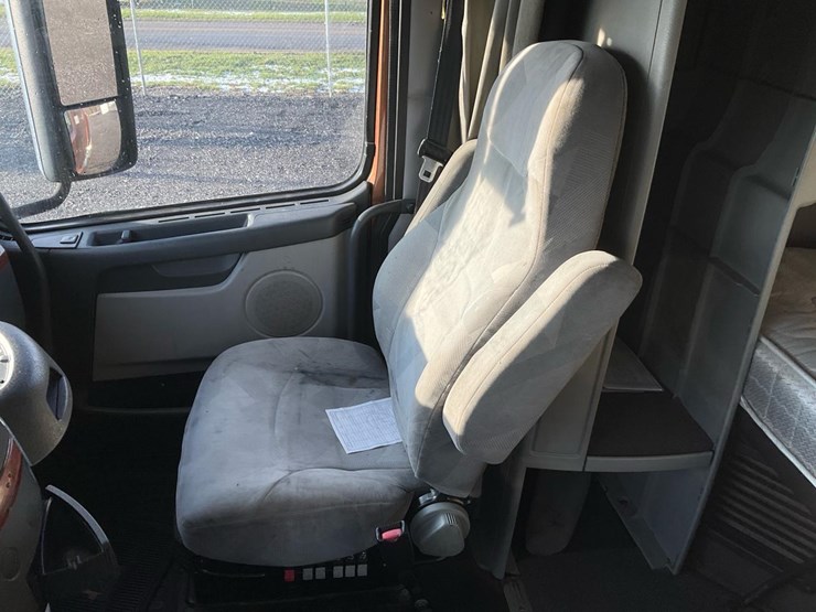 2007-unknown-volvo-image-104