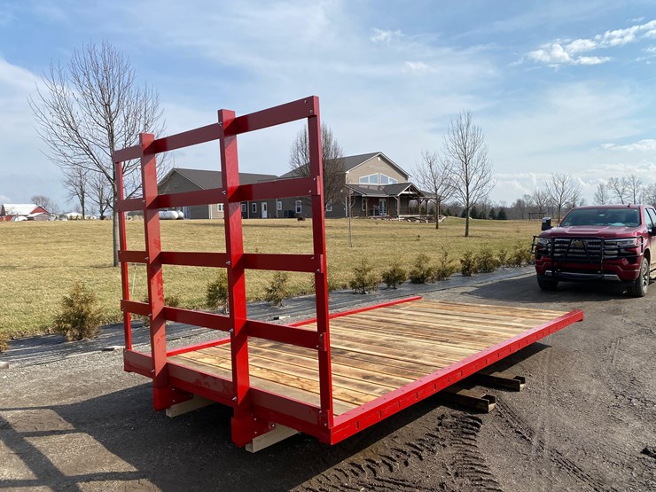 new---8’-x-16’-native-wood-hay-rack-with-standard-image-6